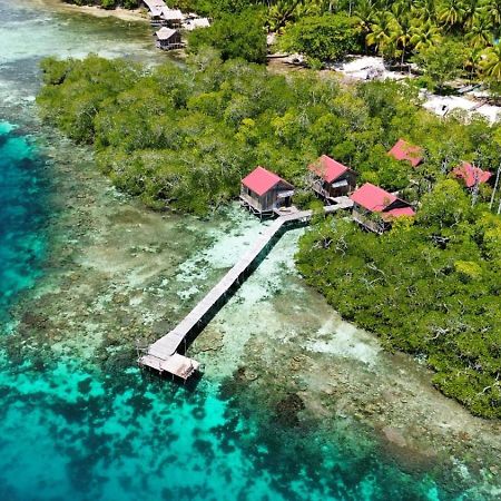 הוילה Besir Raja Ampat Blue Sea מראה חיצוני תמונה