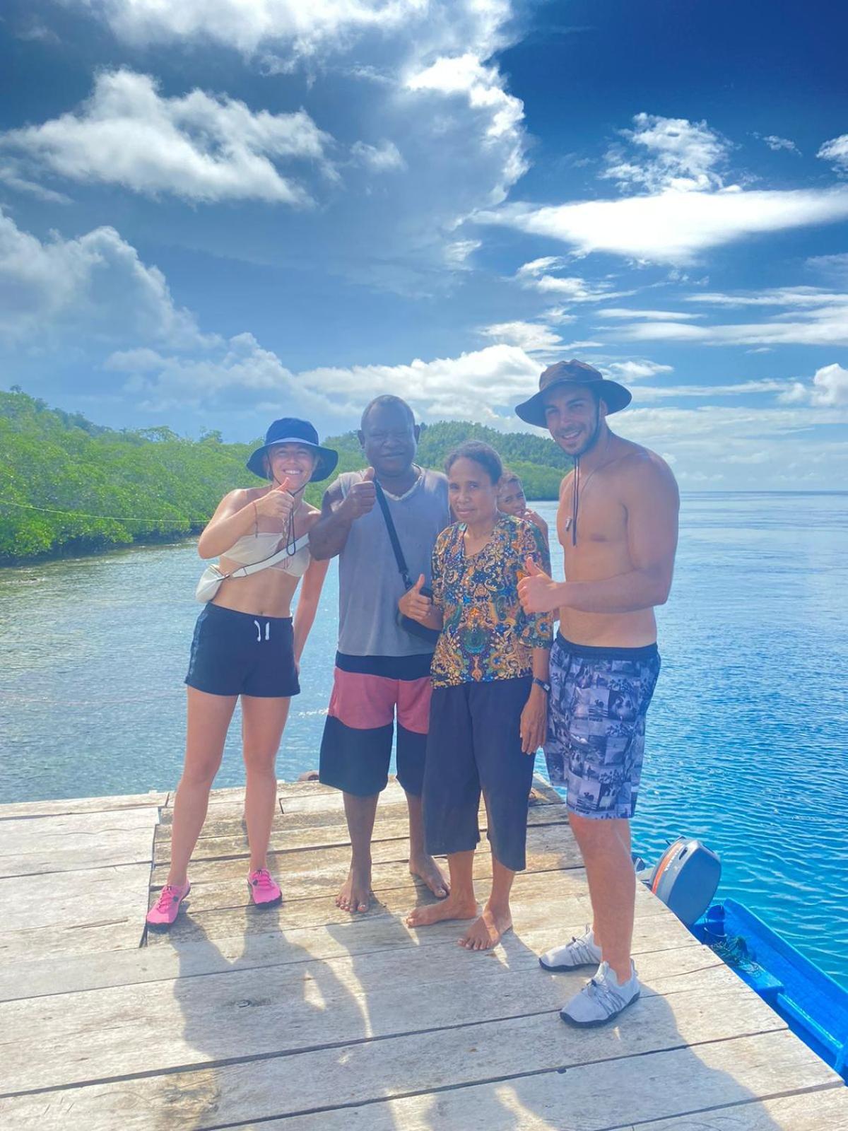 הוילה Besir Raja Ampat Blue Sea מראה חיצוני תמונה